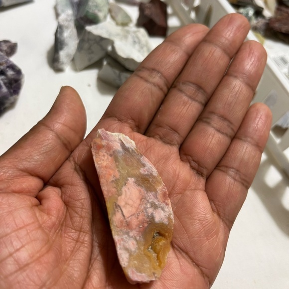 4 Oriental Flower Agate Crystals - Picture 5 of 5